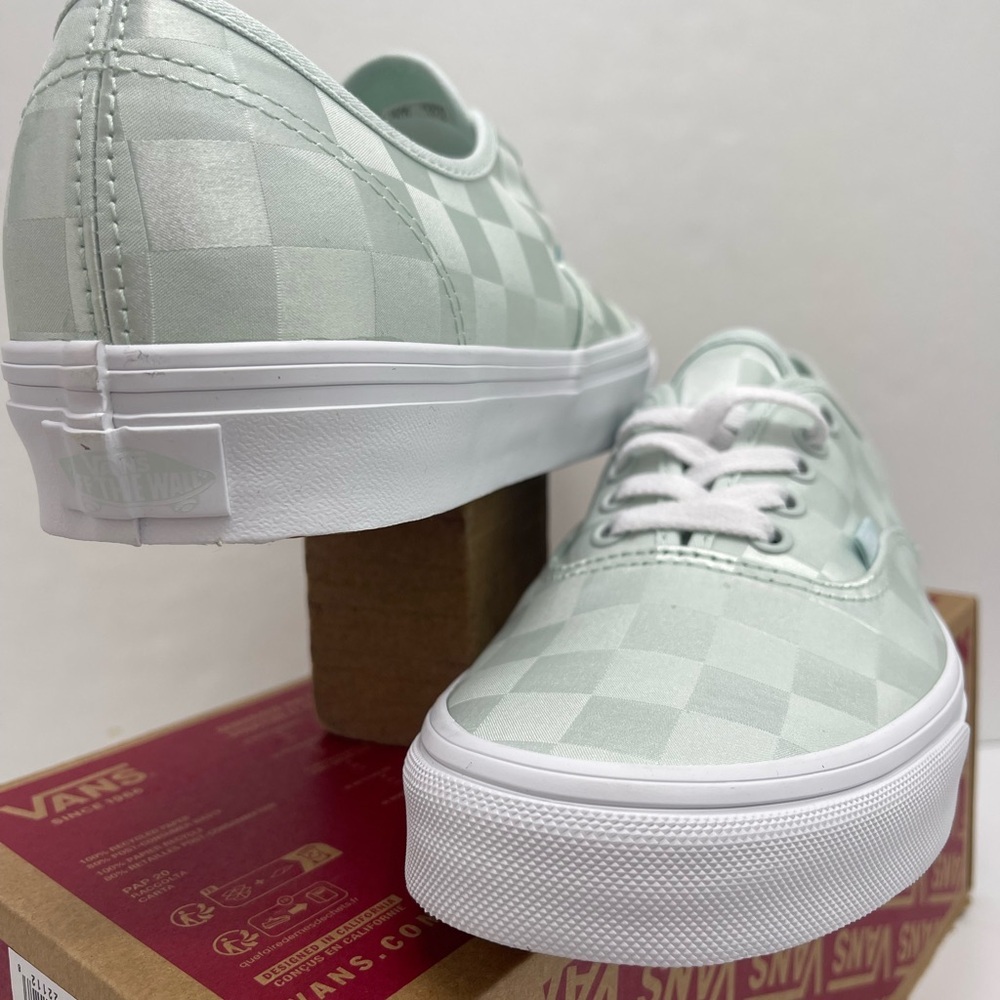 Vans Men’s Authentic
Satin Checkerboard Spa BI Sneakers
VN000D6G887 - Picture 8 of 16